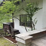 Апартаменти Anna *