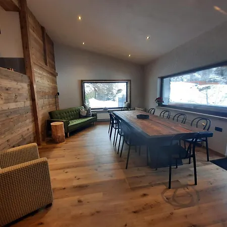 Апартаменти Anna